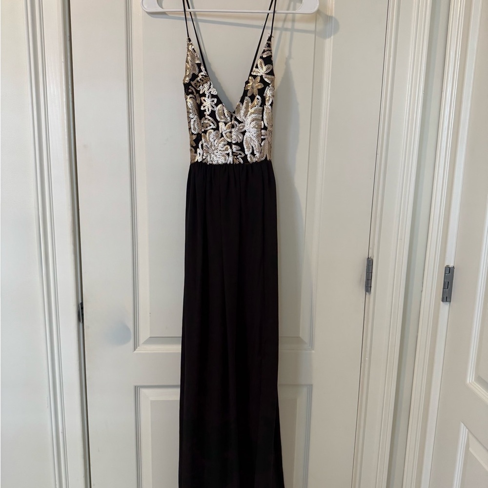 Elegant Black and White Floral Dress